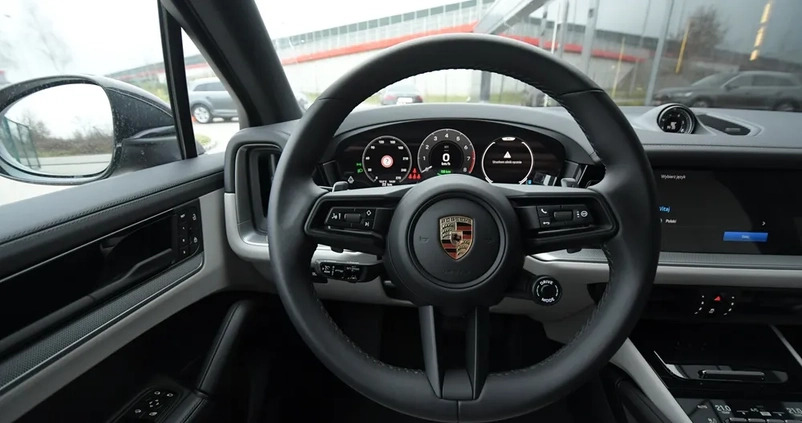 Porsche Cayenne cena 624900 przebieg: 22, rok produkcji 2023 z Krapkowice małe 436